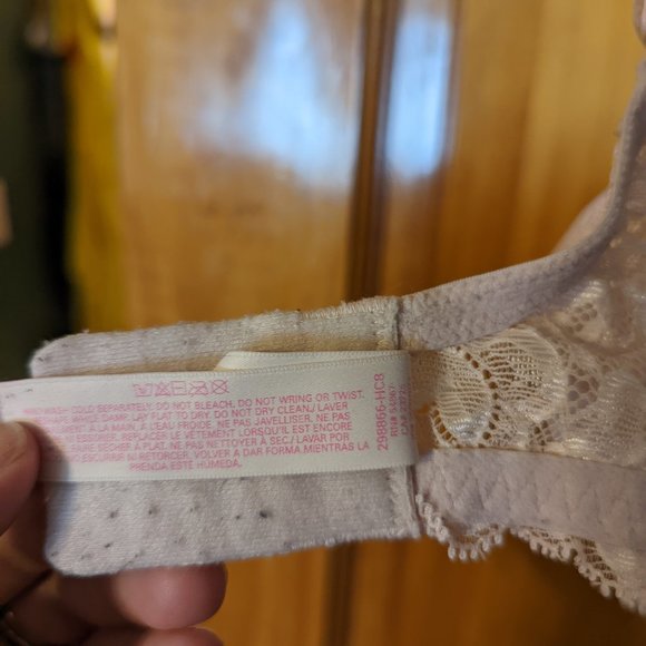 Victoria's Secret Dream Angels Perfect Coverage Bra - Picture 10 of 13